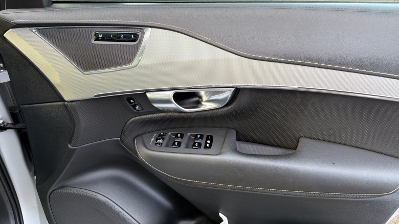 Volvo Xc90 2.0 B6P [300] R DESIGN Pro 5dr AWD Geartronic Petrol Estate